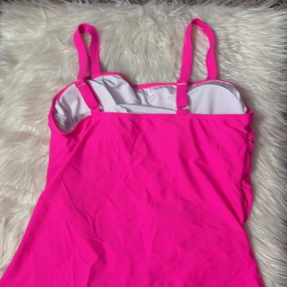 NWOT From Amazon Bright Pink 2 Piece Tankini With Swim Skirt Size 2XL - Picture 8 of 14